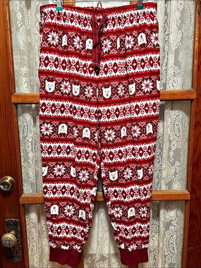 Old Navy Unisex Polar Bear Fair Isle Flannel Jogger Pajama Pants